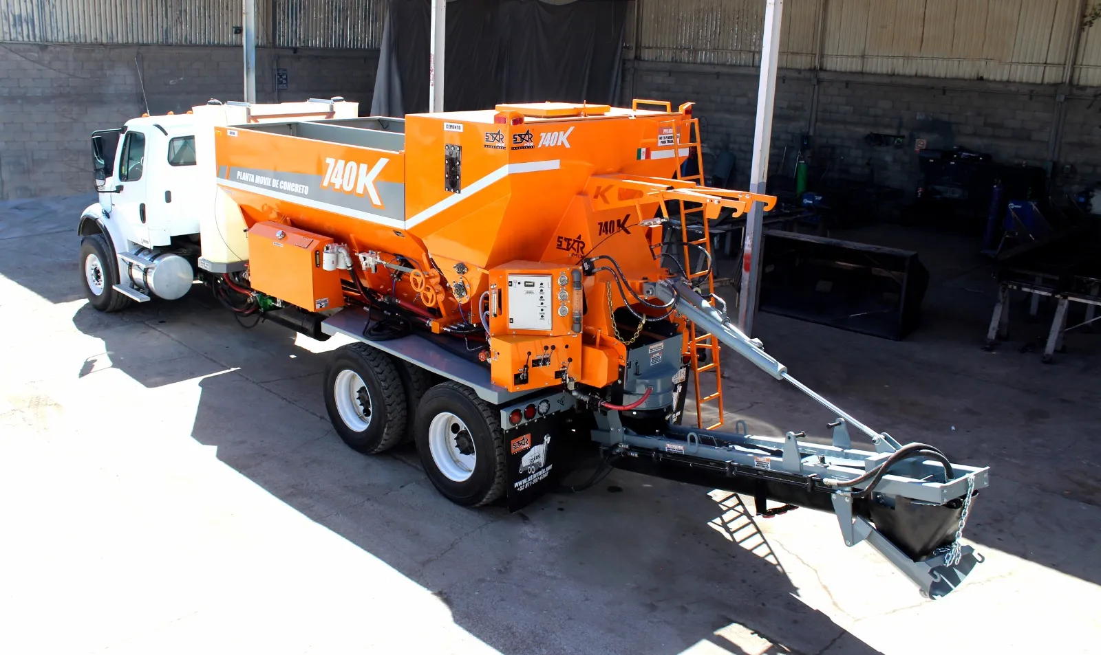 Vista frontal de planta dosificadora 740k Starmix